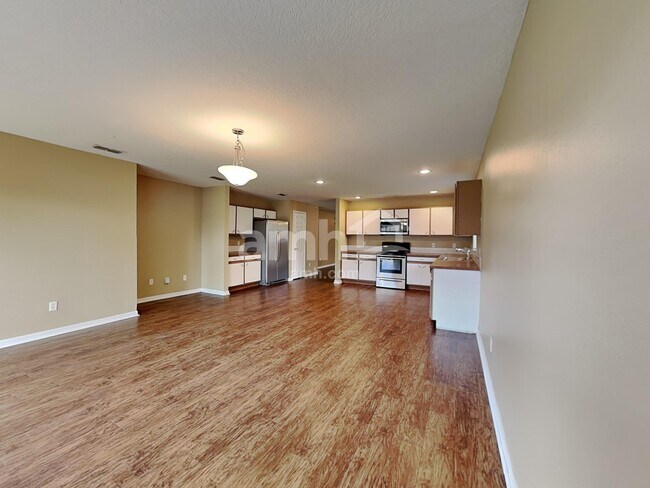 Foto del edificio - 15601 Sarcee Ct