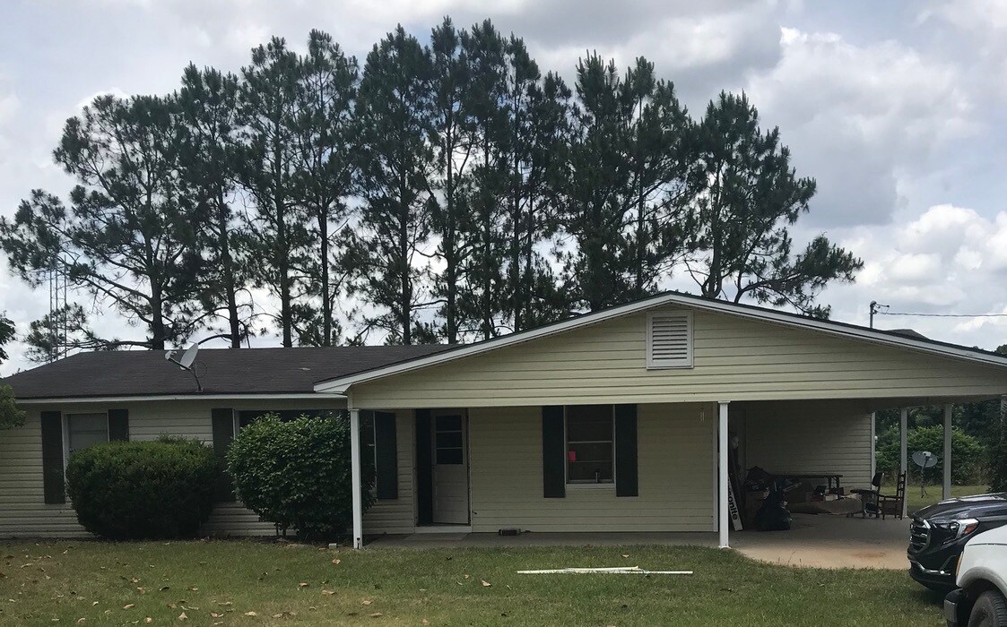 Foto principal - 551 Liberty Church Rd