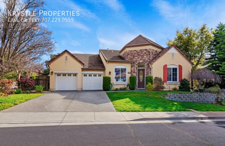 Primary Photo - ***Experience Hiddenbrooke in this Luxurio...