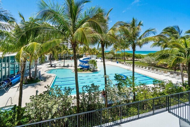 Foto del edificio - 9273 Collins Ave