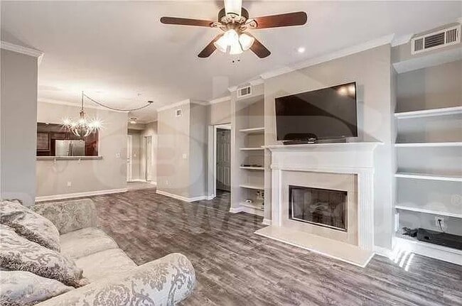 Building Photo - 3275 Lenox Rd NE