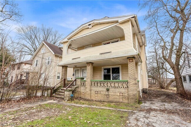 Building Photo - 3878 E 147th St
