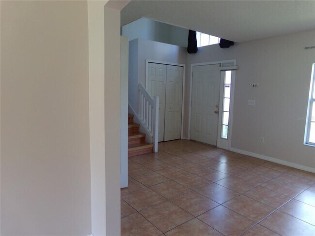 Building Photo - 4006 King Edward Dr