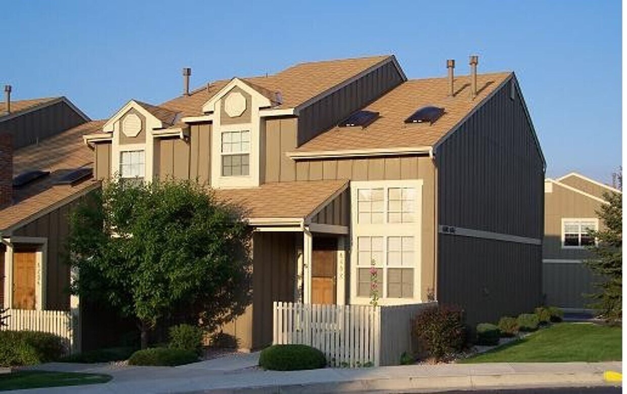 6802 Los Reyes Cir, Colorado Springs, CO 80918 Townhome Rentals in