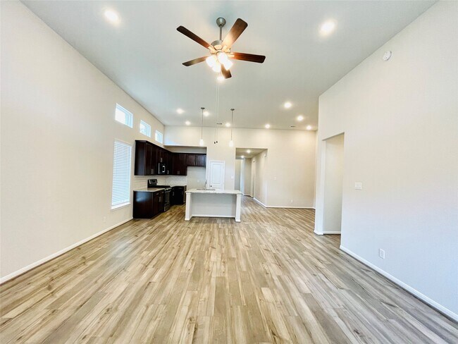 Building Photo - 217 Cambria Green Ln