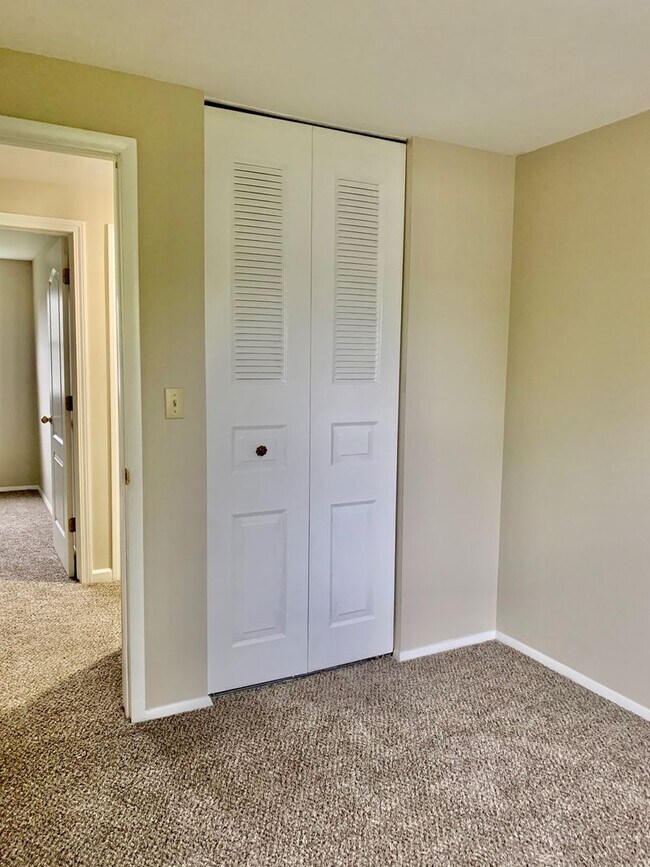 Foto del edificio - 5005 Dahila Circle