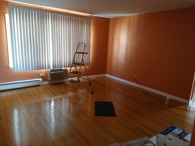 Foto del edificio - 8624 47th St