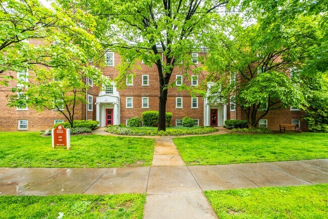 Foto del edificio - 3420 38th St NW