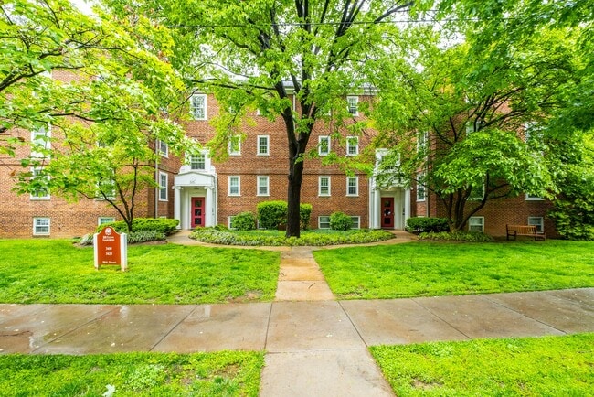 Building Photo - 3420 38th St NW