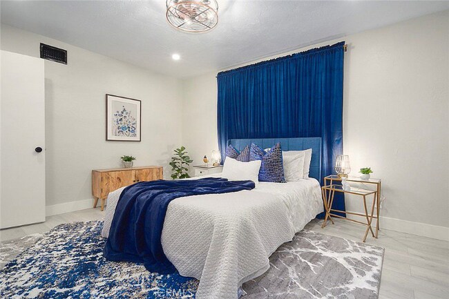 Foto del edificio - 7528 Pepper St