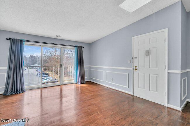 Building Photo - 53 Aspen Ct
