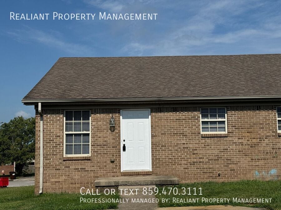 Primary Photo - 303 Parker Pl