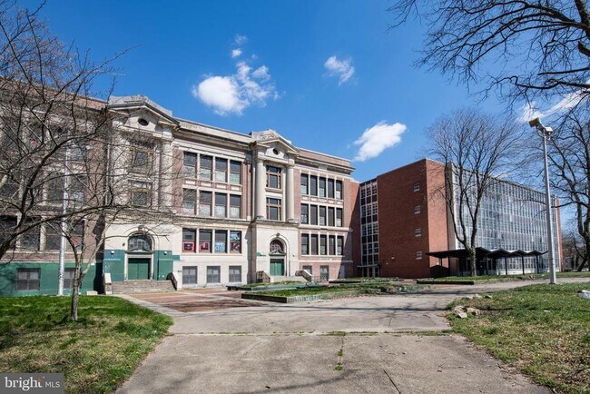 Foto del edificio - 5915-41 Germantown Ave