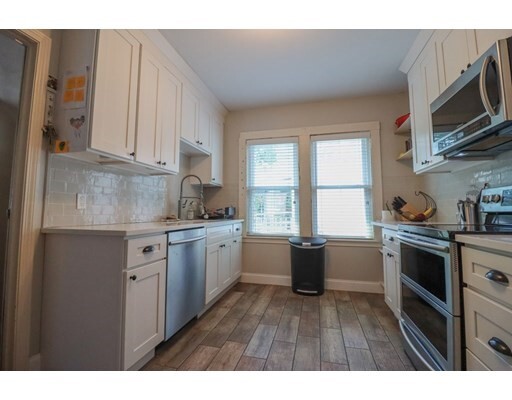 Foto del edificio - 244 Blue Hills Pkwy