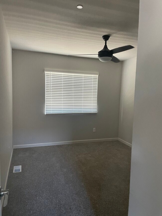 Foto del edificio - 16832 SE Fox Glen Ct