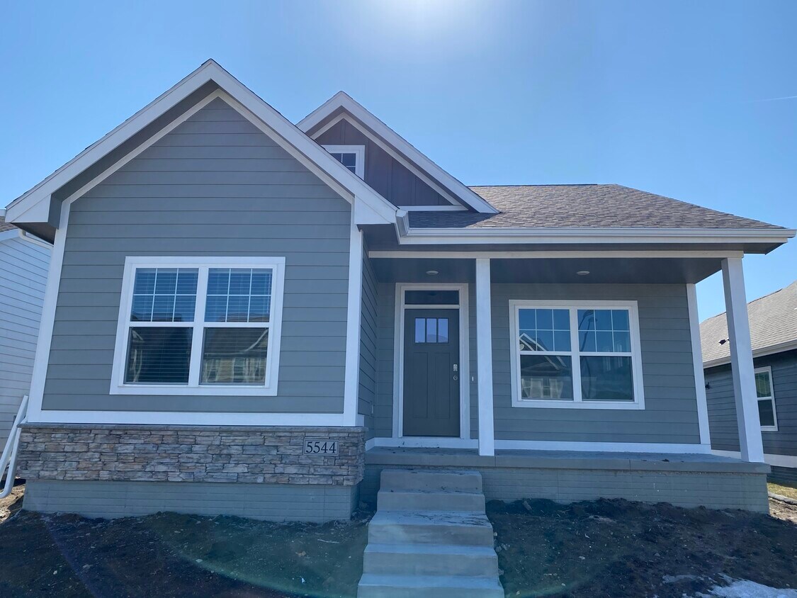 Primary Photo - 5544 S Prairie View Dr