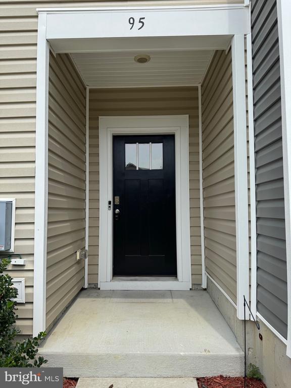 Building Photo - 95 Filbert Dr