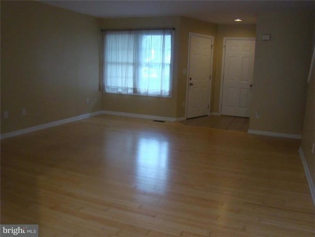 Building Photo - 95 B Partridge Cir