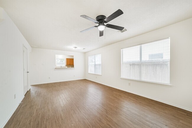 Foto del edificio - 33318 Cottonwood Bend