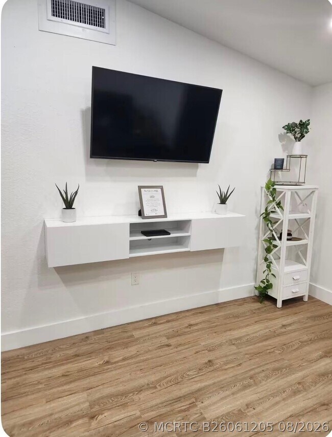 Foto del edificio - 3007 NW 204th Terrace