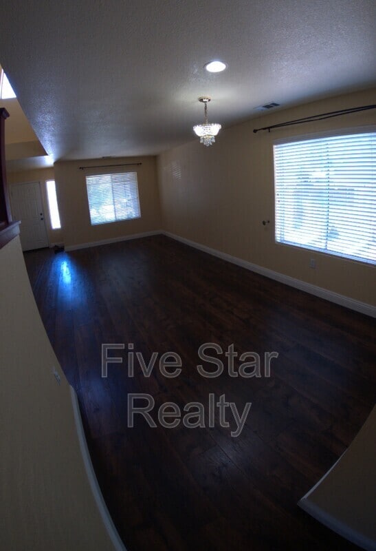 Building Photo - 8153 Orsage Ct