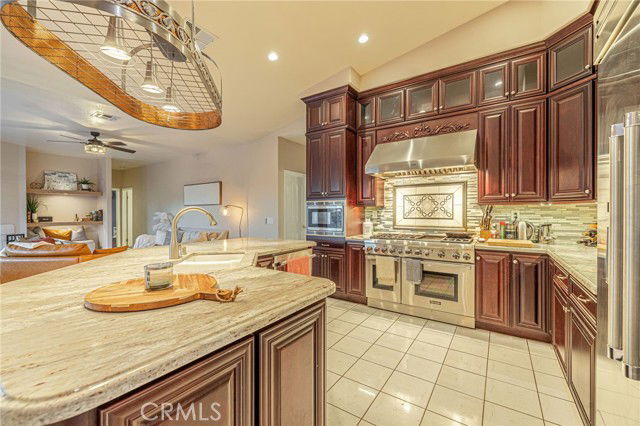 Foto del edificio - 41002 Flagstone St