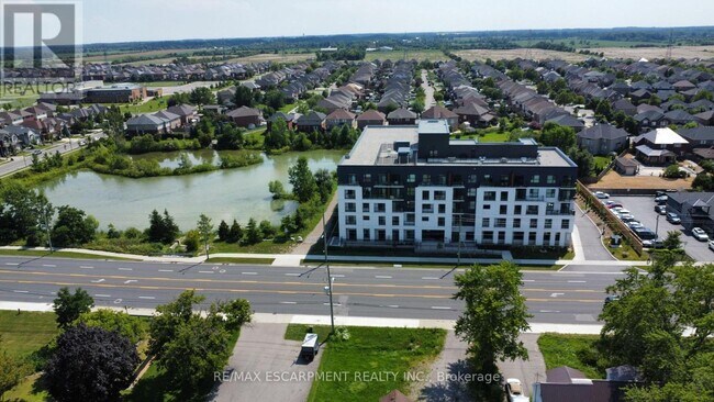 Building Photo - 1936 Rymal Rd E