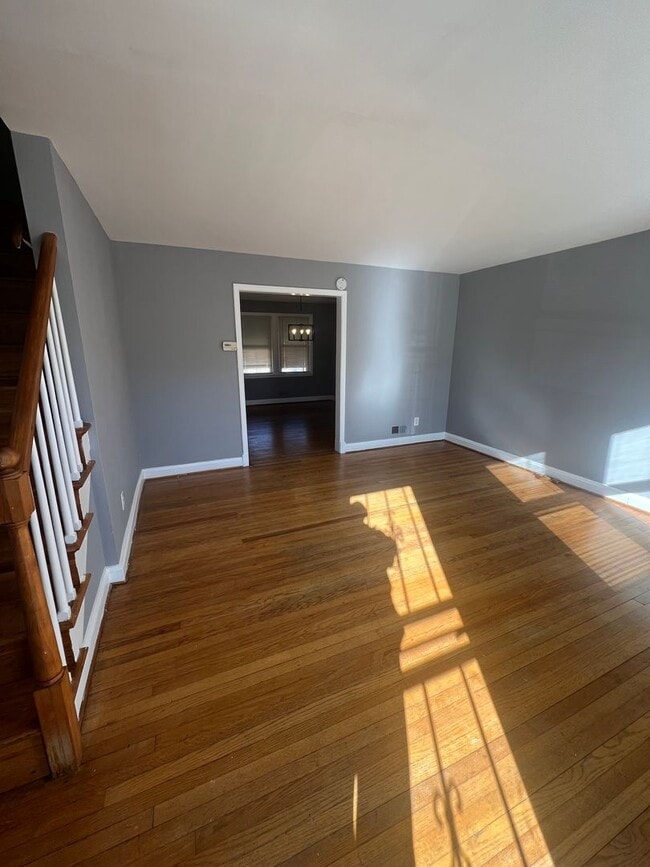 Building Photo - Lovely 3 Bedroom Home in East Baltimore