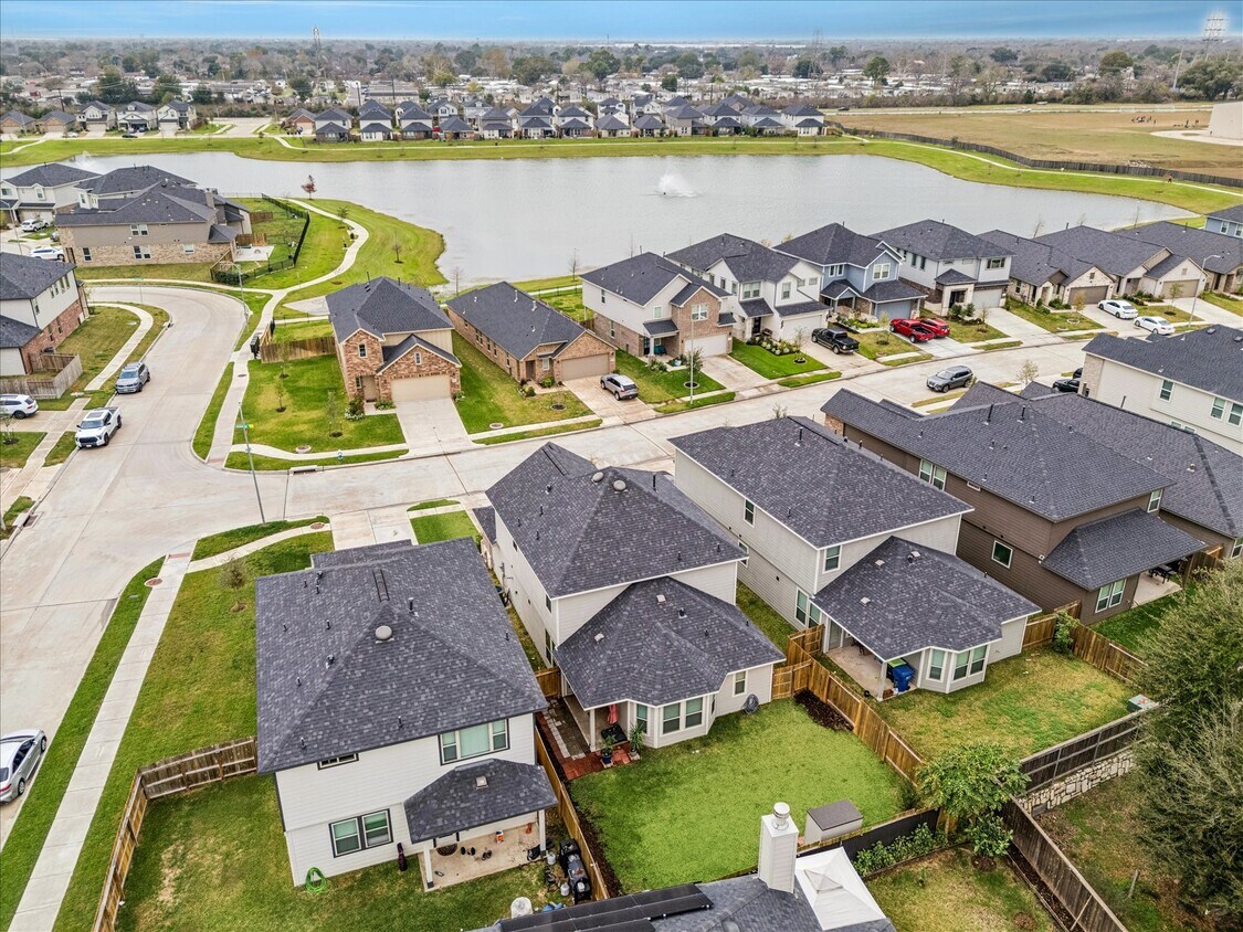 Foto del edificio - 15359 Caravel Bay Ct