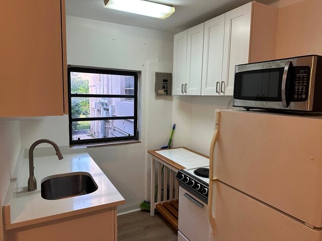 Foto del edificio - 340 Mendoza Ave