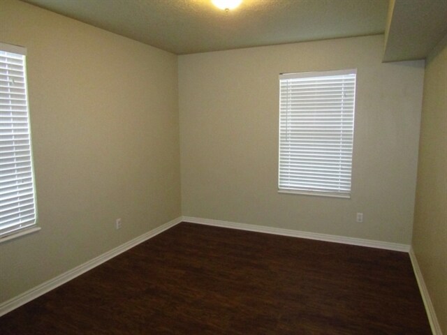 Foto del edificio - 7801 N Ash Point Circle