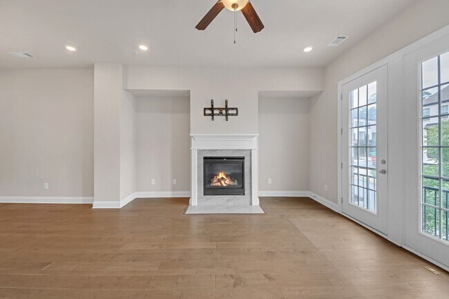 Foto del edificio - Chic Atlanta Area Townhome