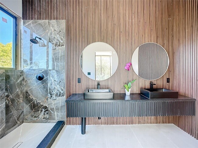 Foto del edificio - 3069 SW 27th Terrace