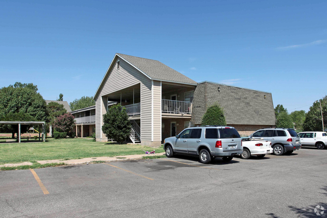 Foto del edificio - West Oaks Apartments