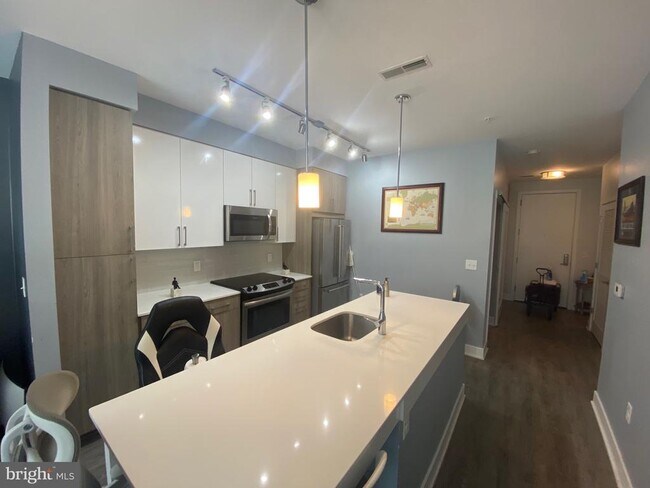 Foto del edificio - 145 Riverhaven Dr
