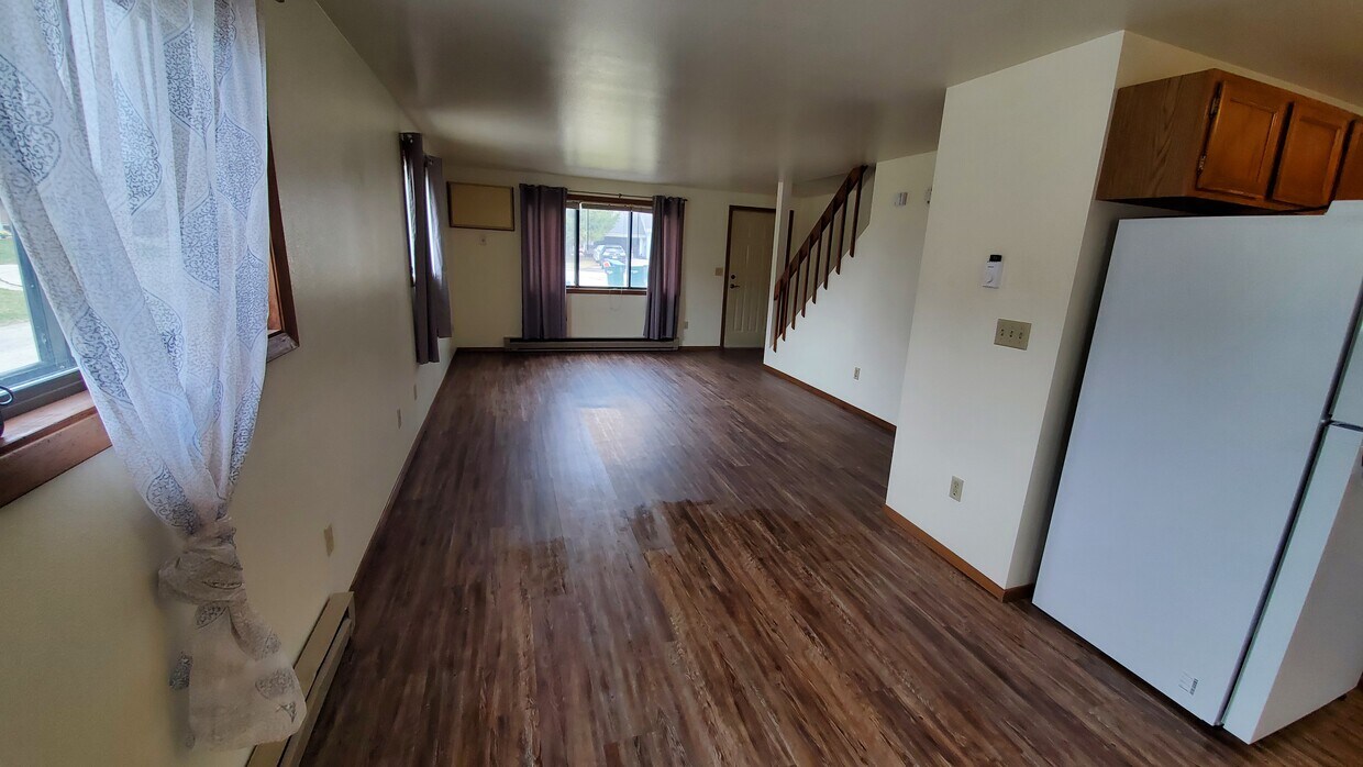 2149 N Michelle Ct, Appleton, WI 54914 Townhouse for Rent in Appleton