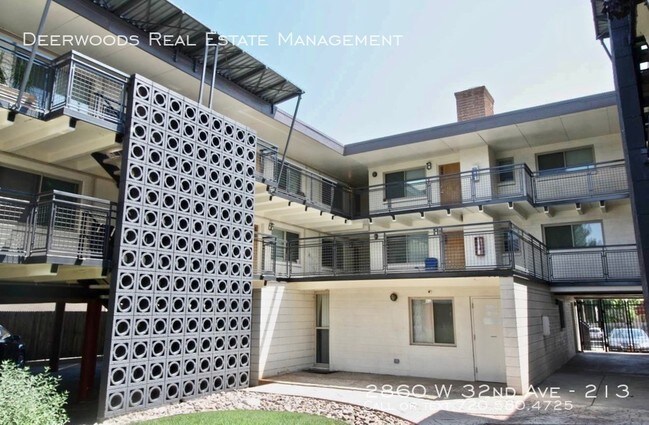 Foto del edificio - 2860 W 32nd Ave
