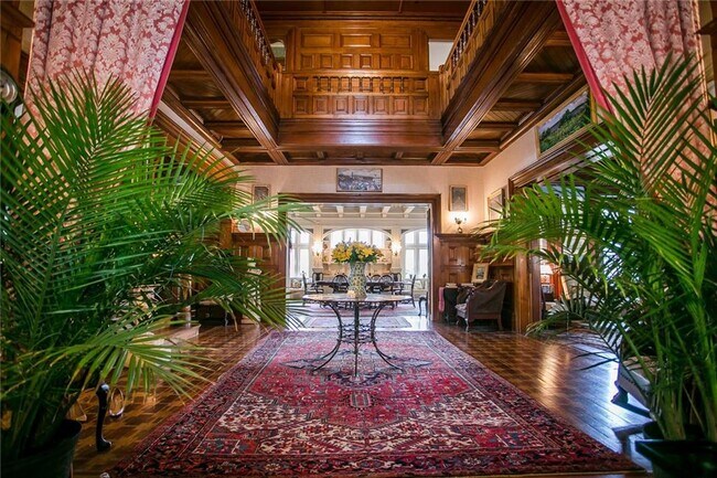 Foto del edificio - 328 Bellevue Ave