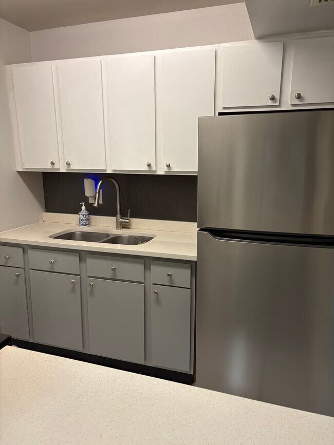 Foto del edificio - 3274 S Semoran Blvd