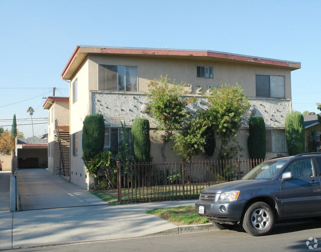 Building Photo - 3288 Atwater Ave