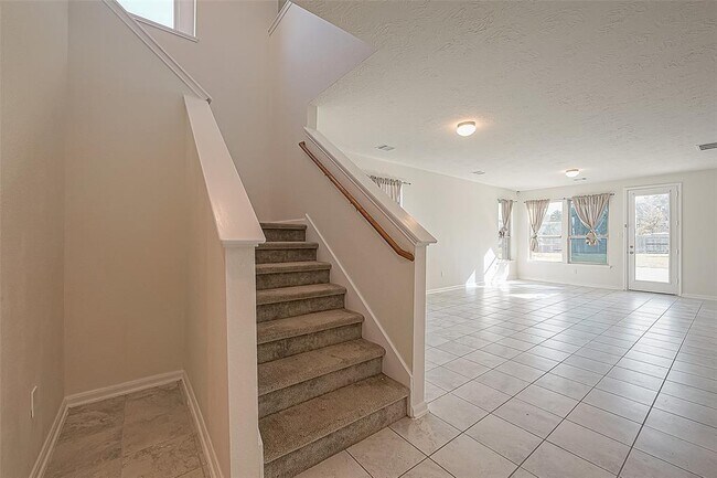 Building Photo - 1179 Clonmore Ct