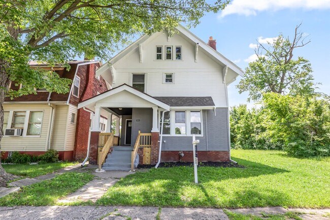 Foto del edificio - 330 Westminster St