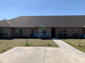 Building Photo - 1101 Grindstone Rd