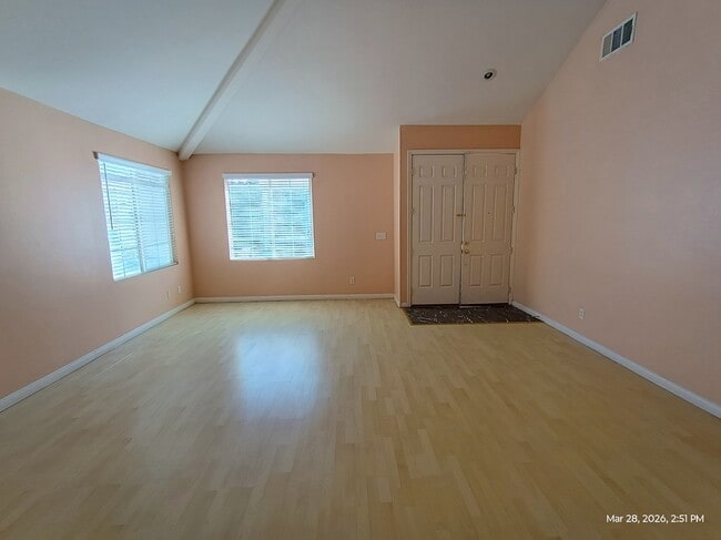 Foto del edificio - 2695 Rimpacific Cir