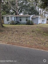 Building Photo - 1618 Ribault Scenic Dr