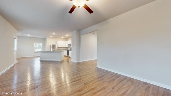 Building Photo - 3302 Bridgewood Dr