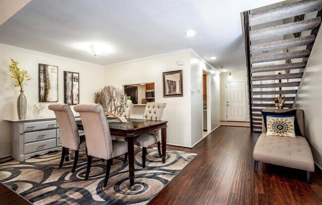 Foto del edificio - 2228 S Piney Point Rd