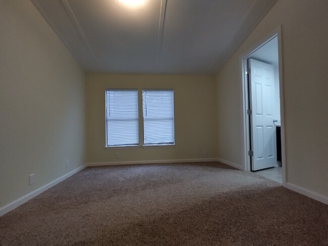 Building Photo - 4823 Anhinga Ln