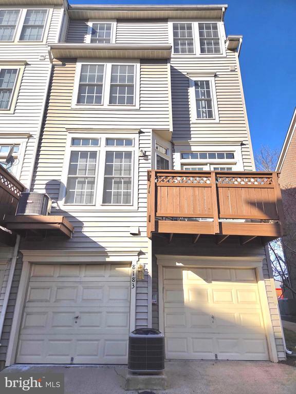 Building Photo - 8183 Skelton Cir