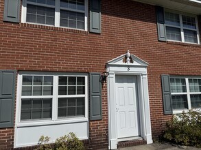 Building Photo - 311 Jones Ave